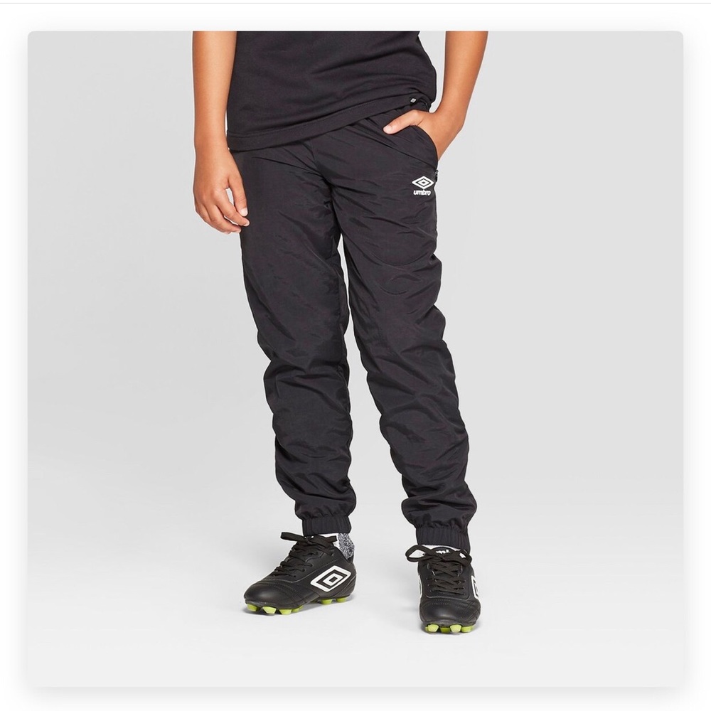 Umbro Youth Large Fleece Lined Nylon WarmUp Pants